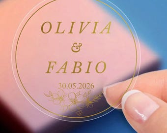 Adesivi Trasparenti Personalizzati in Laminato Oro – Adesivi Matrimonio con Nomi e Data, Etichette Eleganti per Regali e Packaging