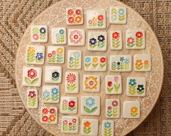 aimant folklorique fait main// aimant fleur en porcelaine