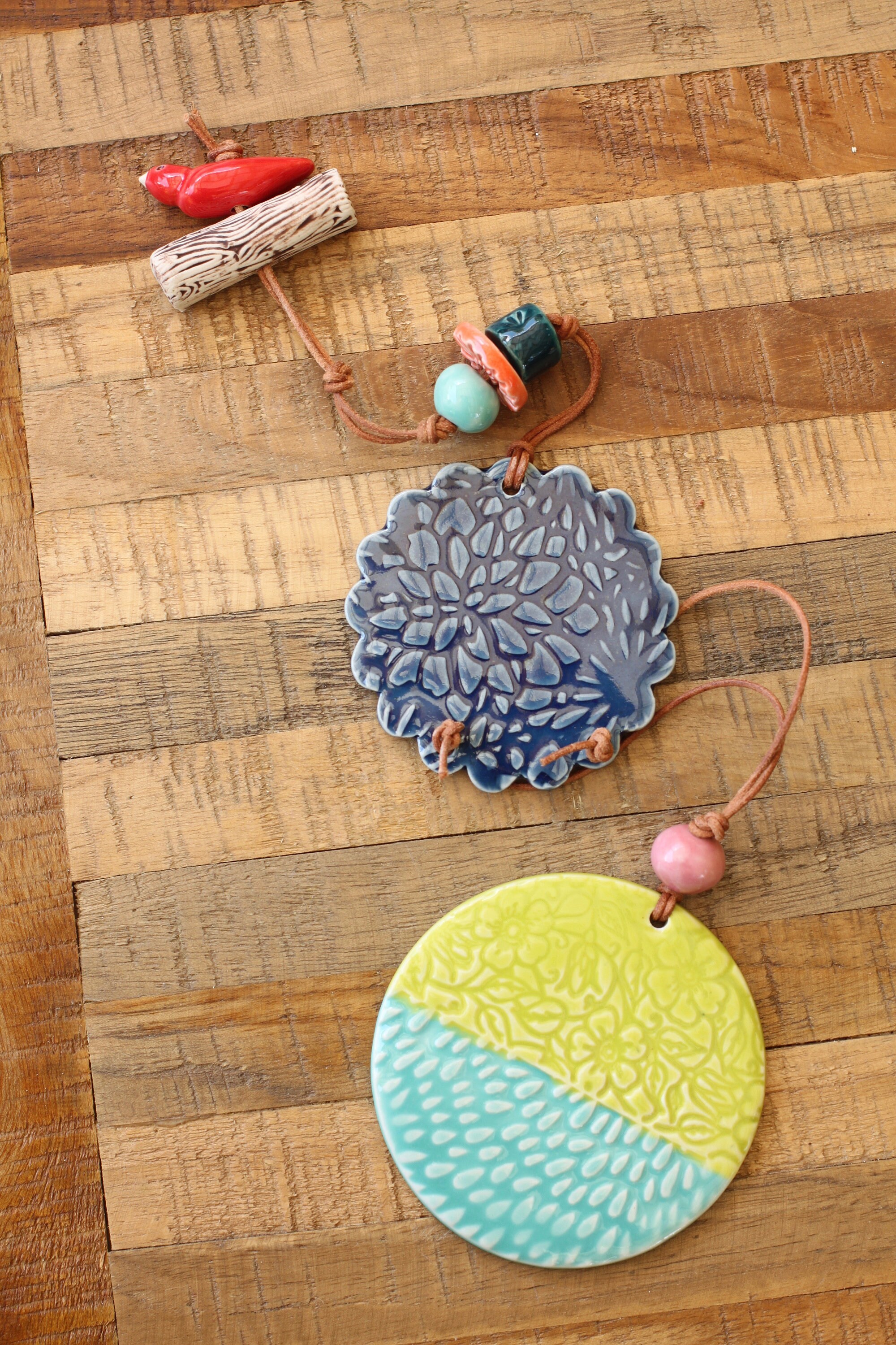 ceramic wall hanging with bird, choose your favorite // wall hanging