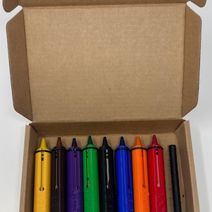 Braille Crayon Holders for the Blind, 8 Sleeves with Braille Colors, Crayons Included, Montessori Coloring and Drawing Tool for Blind Kids