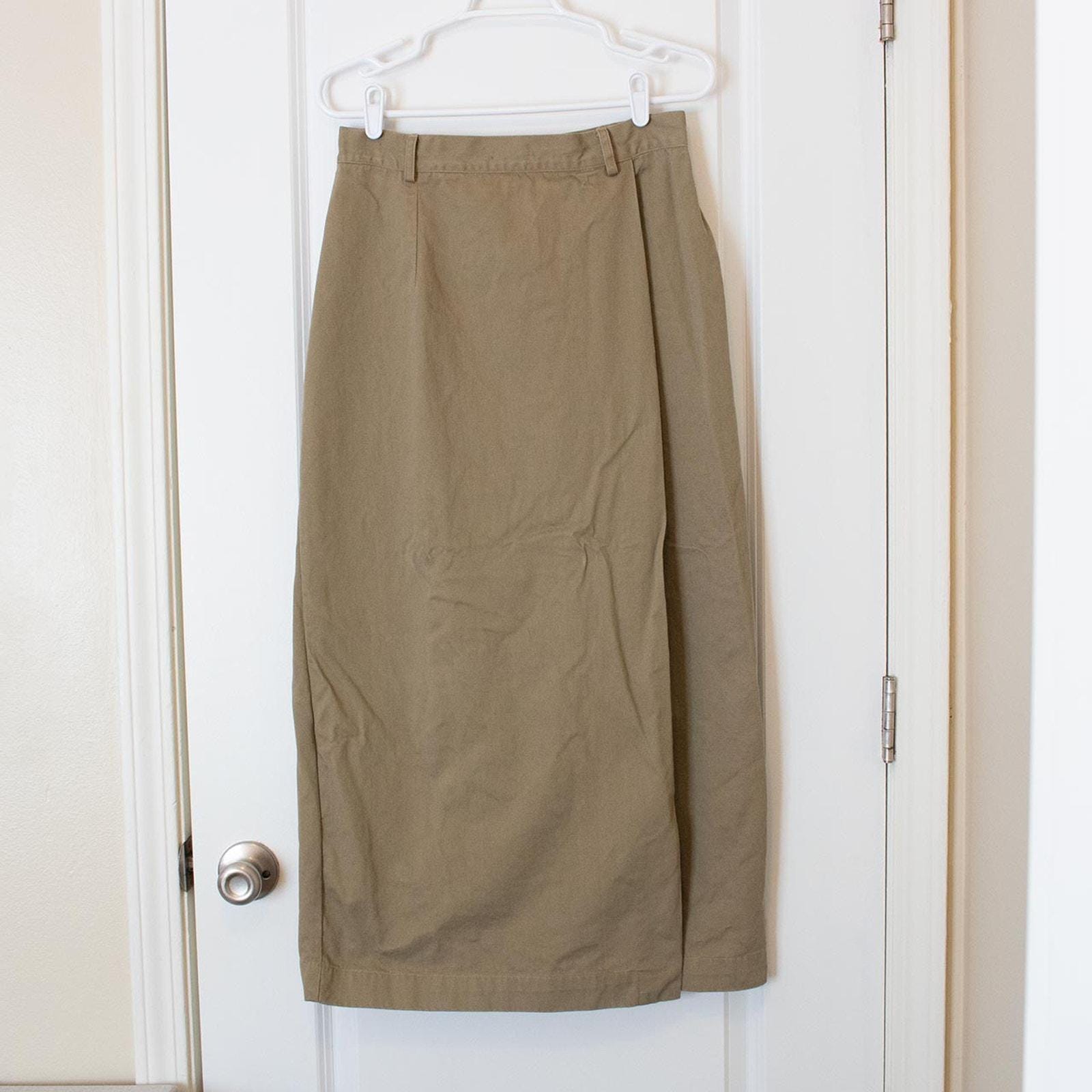 Jupe Droite Quizz New York - Taille 9/10, Couleur Kaki Clair - Longueur Au-dessus Du Genou - Occasion Très Bon état