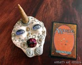 MTG Magic The Gathering Life Dice Holder - Unicorn Holding Dice - Hand Sculpted
