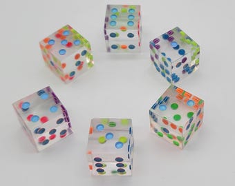 Handmade Clear Resin D6 Dice – Neon Rainbow Pips, Light Blue Outer (15mm)