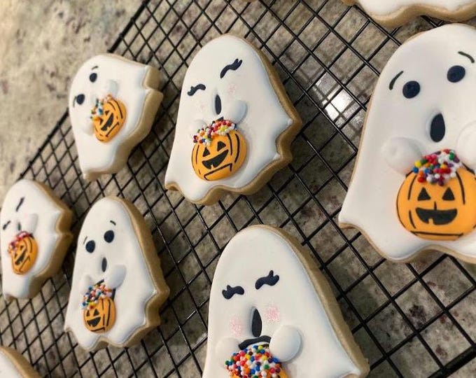FREE SHIPPING • Halloween cookies • Halloween sugar cookies • decorated Halloween cookies • ghost cookies • spooky Halloween cookies