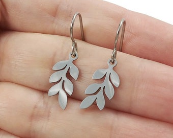 Titanium dainty branch earrings, Jewelry gift for sensitive ears