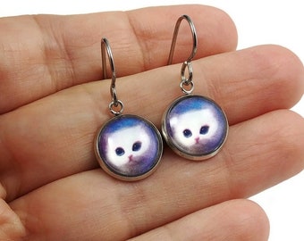Adorable cat dangle earrings, Hypoallergenic pure titanium jewelry, Cute white cat earrings