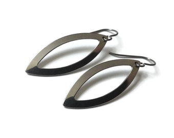 Oval dangle earrings - Hypoallergenic pure titanium and stainless steel
