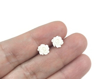 Dainty white flower stud earrings, Hypoallergenic implant grade titanium for sensitive ears, Everyday jewelry