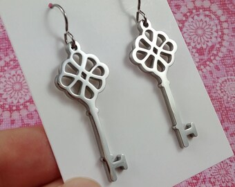 Victorian key dangle earrings, Hypoallergenic pure titanium jewelry, Statement silver key earrings