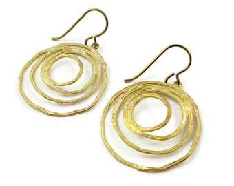 Gold organic circle dangle niobium earrings - Hypoallergenic nickel free, lead free and cadmium free