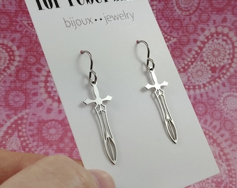 Sword dangle titanium earrings - Hypoallergenic dagger goth earrings - Lightweight jewelry for sensitive ears