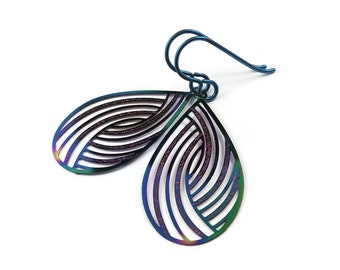 Rainbow filigree teardrop dangle niobium earrings - Hypoallergenic oval earrings