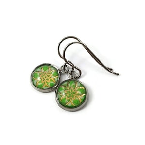 Hypoallergenic titanium earrings, Dainty flower drop earrings, Lightweight white and gold womens jewelry Green