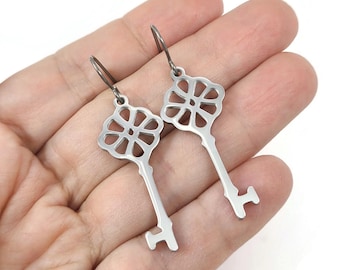Victorian key dangle earrings, Hypoallergenic pure titanium jewelry, Statement silver key earrings