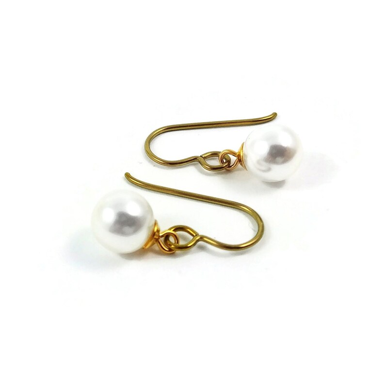 Gold pearl drop earrings, Hypoallergenic pure niobium jewelry image 1