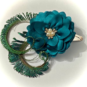 Teal hair flower and peacock feathers hair clip, peacock wedding hair accessories.