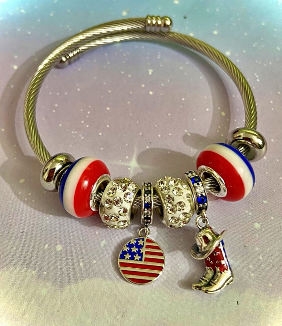 Patriotic Jewelry: USA Flag Bracelet - American Flag Beaded - Inspire Uplift