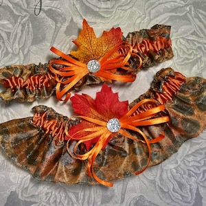 Wedding garter Fall leaves and leopard print, bridal animal print garter