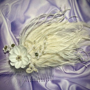 Bridal hair comb fascinador, white ostrich feathers. Ready to ship
