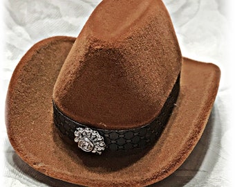 Ring box, Cowboy hat wedding, proposal, engagement ring holder box.