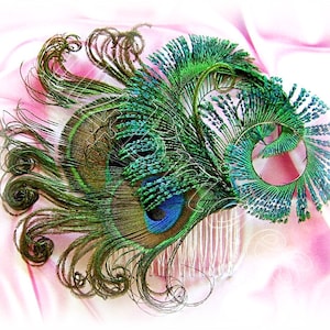 Peacock feather hair comb fascinator, peacock wedding hair accessory.