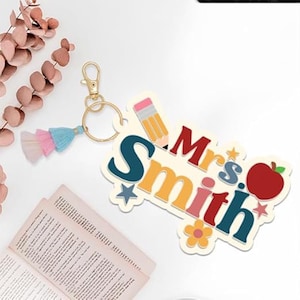 2-Layered Acrylic Custom Name Keychain, Personalized Backpack Keychain, Luggage Tag, Water Bottle Name Tag, Party Favors, Bridal Gifts DG6