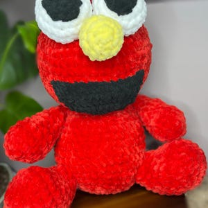 Jumbo Elmo plush