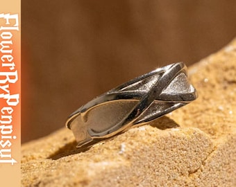 Eternal Dragon Time Ring, Cast in Sterling Silver