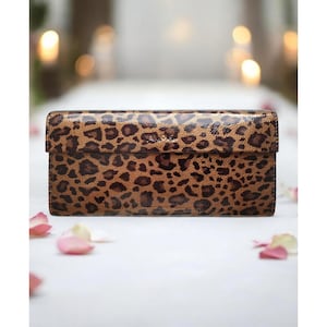 Brown leopard print patent leather wallet for women magnetic clasp ladies clutch bifold purse bag womens wallets card holder wallet 12 slots