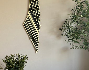 Wooden Palestine Map with Keffiyeh Pattern / Black & Gold