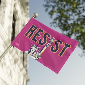Resist Statue of Liberty Flag, Anti Trump Garden Flag, Political Flags Liberal, Democracy Yard Sign, Pink 3x5 Resistance Flag,Save Democracy