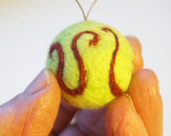 Needle Felted Christmas Ornament: Cranberry Sprouting Forms