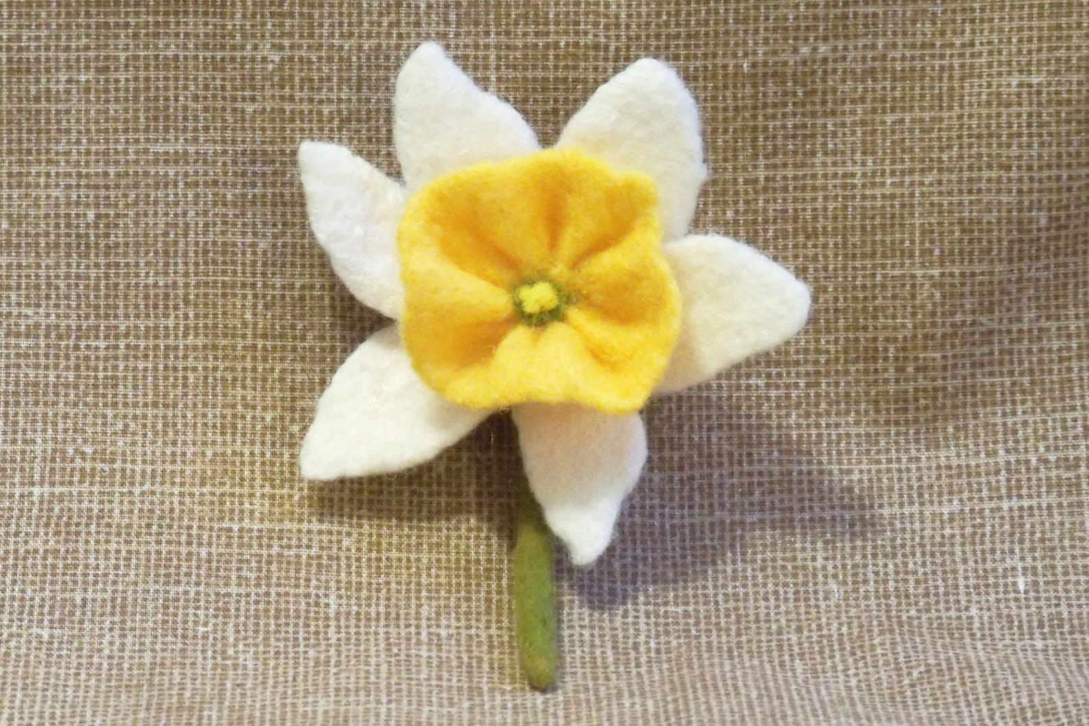 Needle Felted Daffodil Flower Pin Brooch White and Etsy