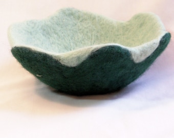 Felted Wool Bowl: Two-Tone Pine Green & Mint Decorative Vessel