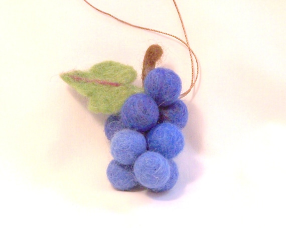 Miniature Fruit Ornament Green Apple Holiday Decoration Christmas Gift Christmas Ornament Felt Christmas Needle Felted