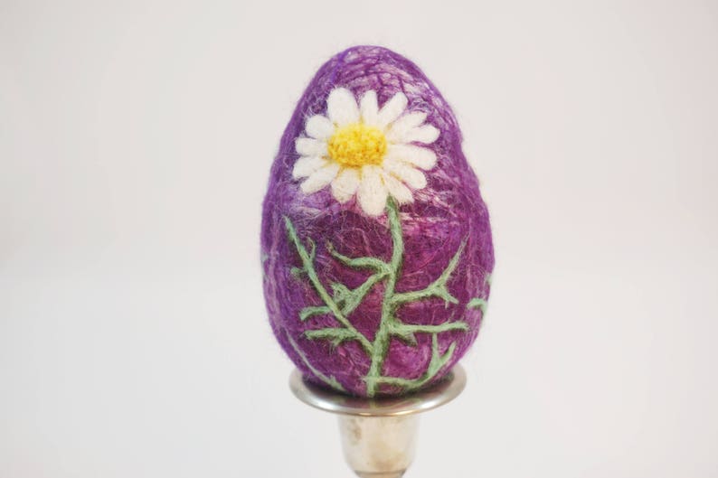 Easter Egg Needle Felted Extra Large Daisies on Purple Egg Easter Decoration Needlefelt Egg Flowers Easter Felt Easter Gift image 3