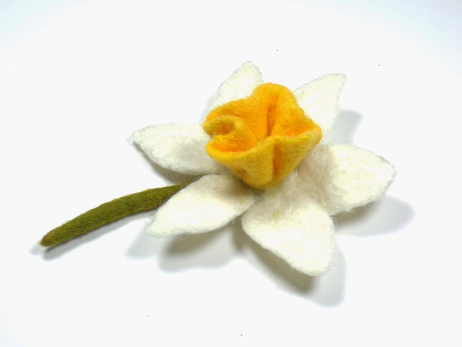 Needle Felted Daffodil Flower Pin Brooch White and Etsy