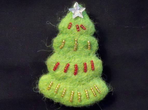 Handmade Needle Felt Festive Poinsettia Brooch Handmade Needle Felt Festive Poinsettia Brooch