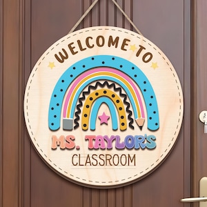 Letrero 3D personalizado para puerta de profesor, letrero con el nombre del profesor, letrero de bienvenida al aula, colgador de puerta para la vuelta al cole, regalo para nuevos profesores, arcoíris para profesores.