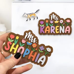 Imanes personalizados con el nombre del maestro, imanes personalizados con flores silvestres para maestros, obsequio de agradecimiento para maestros, imán para maestros, regalos con imanes escolares
