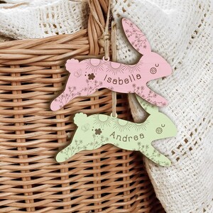 Étiquette personnalisée pour panier de Pâques, Lapin de Pâques en bois personnalisé, Décoration d'étiquette nominative de Pâques personnalisée, Marque-place de Pâques, Cadeaux de printemps pour enfants