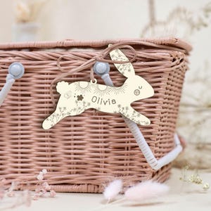 Étiquette personnalisée pour panier de Pâques, Lapin de Pâques en bois personnalisé, Décoration d'étiquette nominative de Pâques personnalisée, Marque-place de Pâques, Cadeaux de printemps pour enfants
