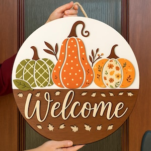 Fall Welcome Door Sign, Hello Fall Wooden Door Hanger, Pumpkin Front Door Decor, Autumn Porch Decoration, Rustic Farmhouse Autumn Sign