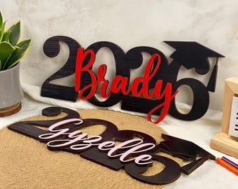Graduation 2026 Name Sign – Personalized Senior Photo Prop, Class of 2026 Backdrop Decor, Custom Wooden Grad Sign for Party or Gift