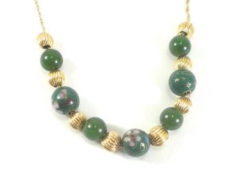 14K Yellow Gold Jade Necklace - Gold Green Gemstone Asian Oriental  Beaded Necklace - Trending Jewelry Beadwork