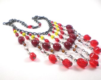 Collier plastron en verre rouge noir jaune coloré vintage Boho Chic bijoux