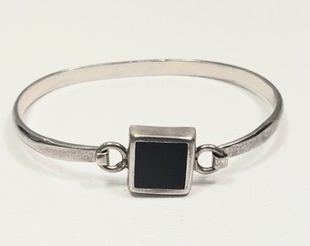 Vintage sterling silver onyx square gemstone setting geometric bangle bracelet made in Mexico