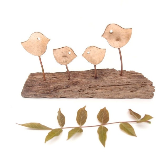 Famille de 4 oiseaux, bronze doré, bois recyclé, sculpture métal et bois, oiseau minimaliste, objet poétique, cadeau papi,  lesbijouxdebull