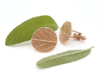 Handmade sage leaf cufflinks in golden bronze, nature inspired cufflinks, botanical jewelry for men, groom cufflinks, lesbijouxdebull