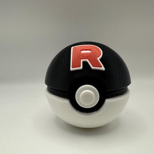 Team Rocket Ball - Inspired Pokéball